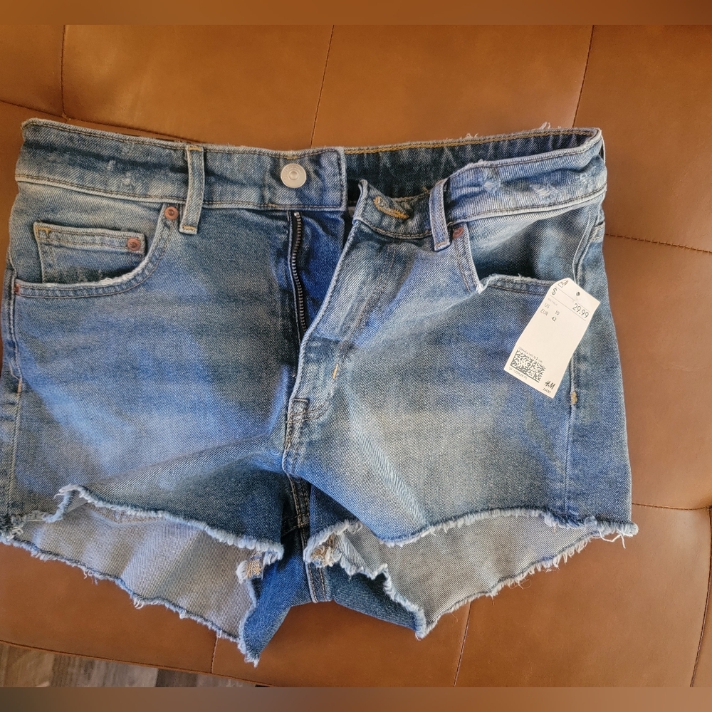 H&M size 10 shorts